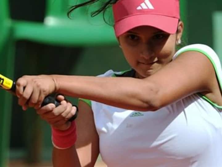 Sania-Elena upset top seeds, storm into French Open semis Sania-Elena upset top seeds, storm into French Open semis