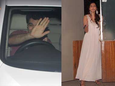 Smile Sonam or don’t, the pap camera’s got you Smile Sonam or don’t, the pap camera’s got you