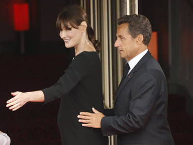 Carla Bruni mum on her bump Carla Bruni mum on her bump