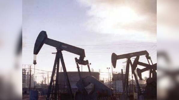 Meeting deferment spooks market, breadth turns negative