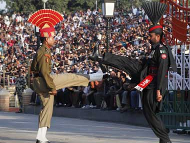 Bait & switch: Pak turns heat on India with troop build-up Bait & switch: Pak turns heat on India with troop build-up