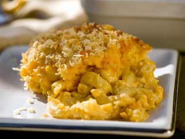 Classic Mac and cheese. Image courtesy: foodnetwork.com