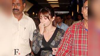 FP exclusive! Minissha Lamba walks out of Mumbai airport
