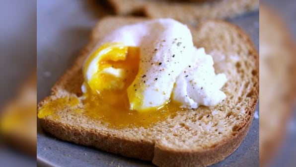 Brekker on the go: how to poach an egg