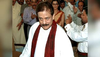 Sahara gets 10 more days to deposit Rs 710 cr, or Subroto Roy to return to jail