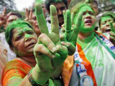 Tamil Nadu gives high five to Jayalalithaa, DMK demolished Tamil Nadu gives high five to Jayalalithaa, DMK demolished