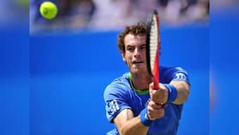 Murray thrashes Roddick to reach Queen's final