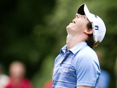 McIlroy roars to six-shot lead in record fashion McIlroy roars to six-shot lead in record fashion