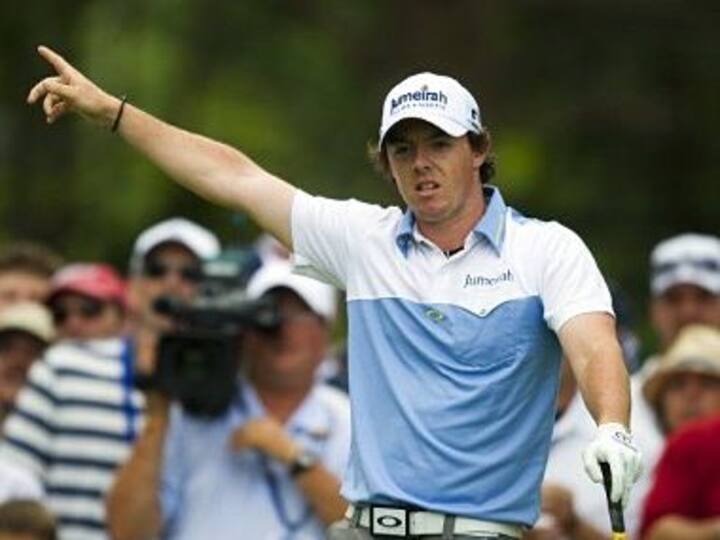 Record-setter McIlroy leads U.S. Open by eight