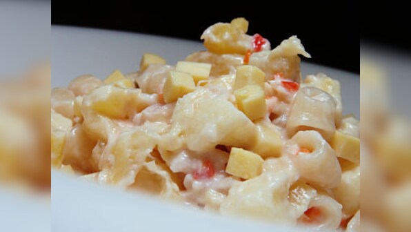 This week’s menu: The ultimate veggie burger, Filipino macaroni salad and pindi chana