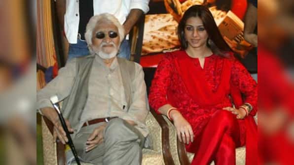 'We are sorry' - Twitterati apologise for Husain's exile