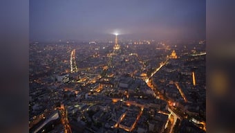 Record breaking holiday! Boss takes 6000 employees on company-paid trip to France