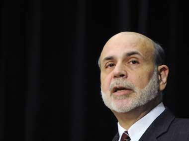 Bernanke downbeat on growth, silent on stimulus