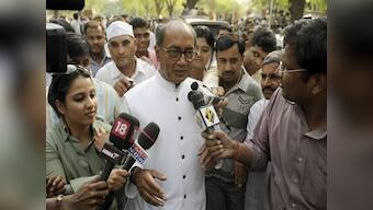 Digvijaya at it again, says RSS behind Ramdev's fast
