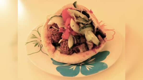 Falafels in Paris: An ode to the middle eastern 'pakoda'