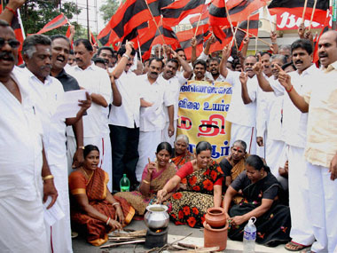 UPA-nomics: Spend Rs 5.8 lakh cr, and send the bill to voters UPA-nomics: Spend Rs 5.8 lakh cr, and send the bill to voters