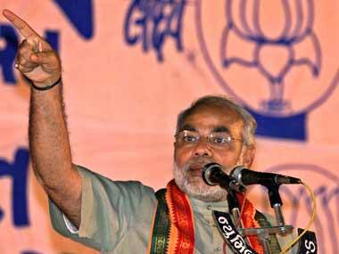 Modi blasts ‘Delhi sultanate’ to say "I'm available for job"
