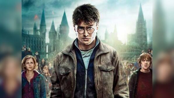 A look at the final Potter movie poster and other news around the interwebs