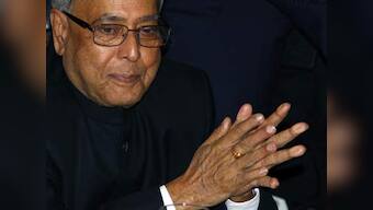 Pranab snubs critics of Mamata on Singur 