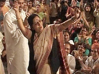 Omar Abdullah takes a dig at Swaraj's jig Omar Abdullah takes a dig at Swaraj's jig