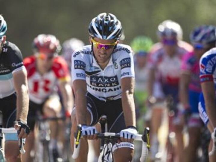 Contador calamity as Gilbert wins first Tour stage