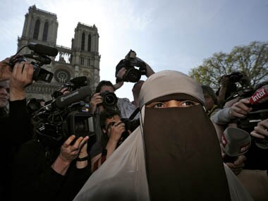 France ban on Niqab violates human rights, says UNHRC; tells Paris to reconsider, report back on action taken in 180 days