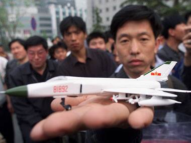 Australia to send spy planes to help Philippines fight militants