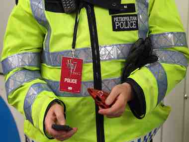 UK nerve agent inquiry: Police finds over 400 'potentially contaminated' items in probe into poisoning of two Britons UK nerve agent inquiry: Police finds over 400 'potentially contaminated' items in probe into poisoning of two Britons