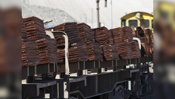 Copper's weakness, dollar's strength threaten equities