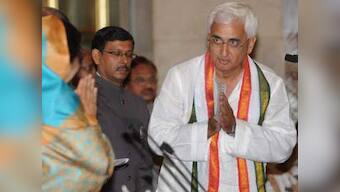 Govt vs SC: Khursheed fires first round, court gears up