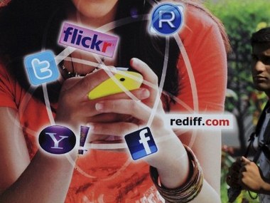 With web companies valued in the billions, some see a bubble With web companies valued in the billions, some see a bubble