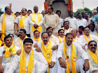 Telangana issue: Rosaiah appeals for restraint Telangana issue: Rosaiah appeals for restraint
