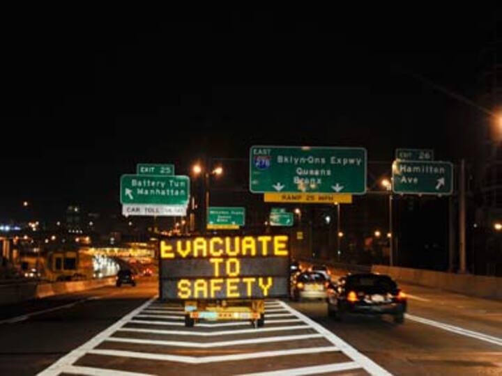 In a first, US transit system stalls, evacuation under way