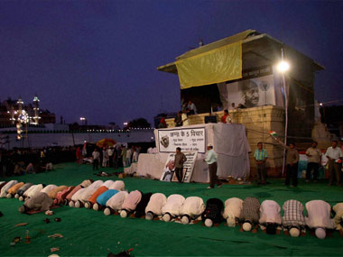 After banning namaaz in Noida parks, authorities halt 'unauthorised' Bhagwat Katha programme After banning namaaz in Noida parks, authorities halt 'unauthorised' Bhagwat Katha programme