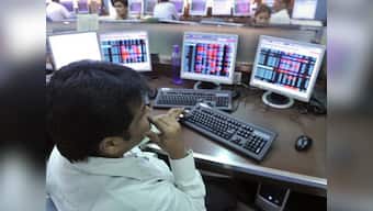 Sensex ends below 17,000; IT, realty biggest losers