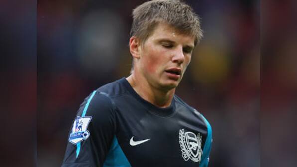 Late transfer assault could see Arsenal still win league