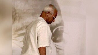 Showdown imminent as gulf between govt, Anna widens    