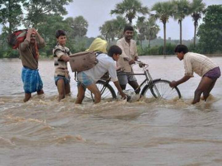 Meanwhile, there's a world beyond Anna Hazare 