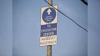 Hurricane Irene builds, four states come under emergency 