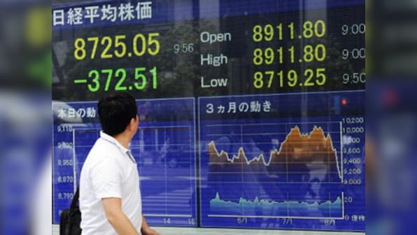 European woes drag Sensex lower, gold at new high