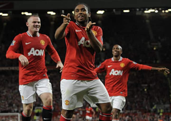 Welbeck inspires Man United young guns