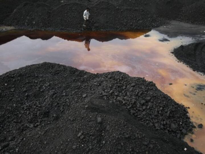 SC extends mining ban in Karnataka to 2 more districts