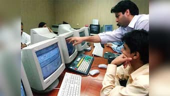 'Sensex zooms' or 'Sensex crashes': when is the reaction more?