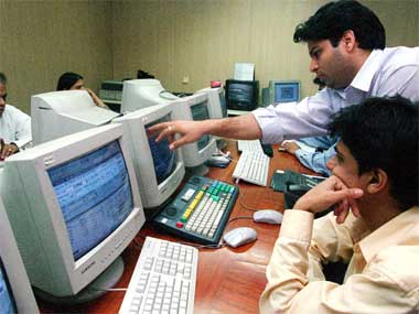 'Sensex zooms' or 'Sensex crashes': when is the reaction more? 'Sensex zooms' or 'Sensex crashes': when is the reaction more?