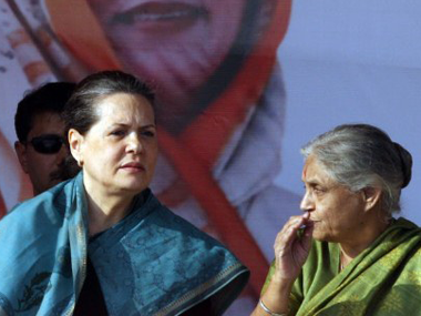 In Sonia's absence, Sheila Dikshit is more vulnerable In Sonia's absence, Sheila Dikshit is more vulnerable