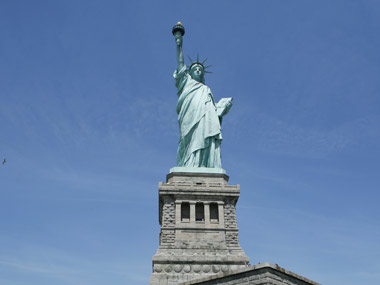 US tweaks policy to open doors to immigrant startups US tweaks policy to open doors to immigrant startups