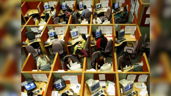 IT stocks rise as rupee remains weak against dollar