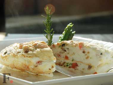 Celeb chef: Joy Bhattacharya shares Aamir Khan’s favourite fluffy omelette recipe Celeb chef: Joy Bhattacharya shares Aamir Khan’s favourite fluffy omelette recipe