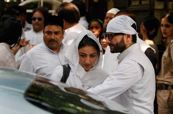 Mansur ali khan funeral