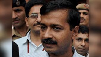 Bhushan, Kejriwal dare govt on 'smear campaign'